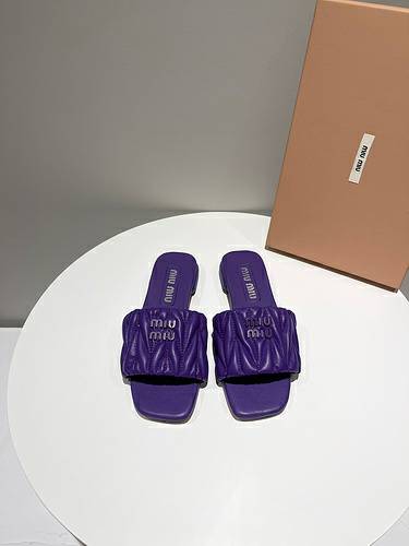 Picture of Miu Miu Shoes Women _SKUfw133469504fw